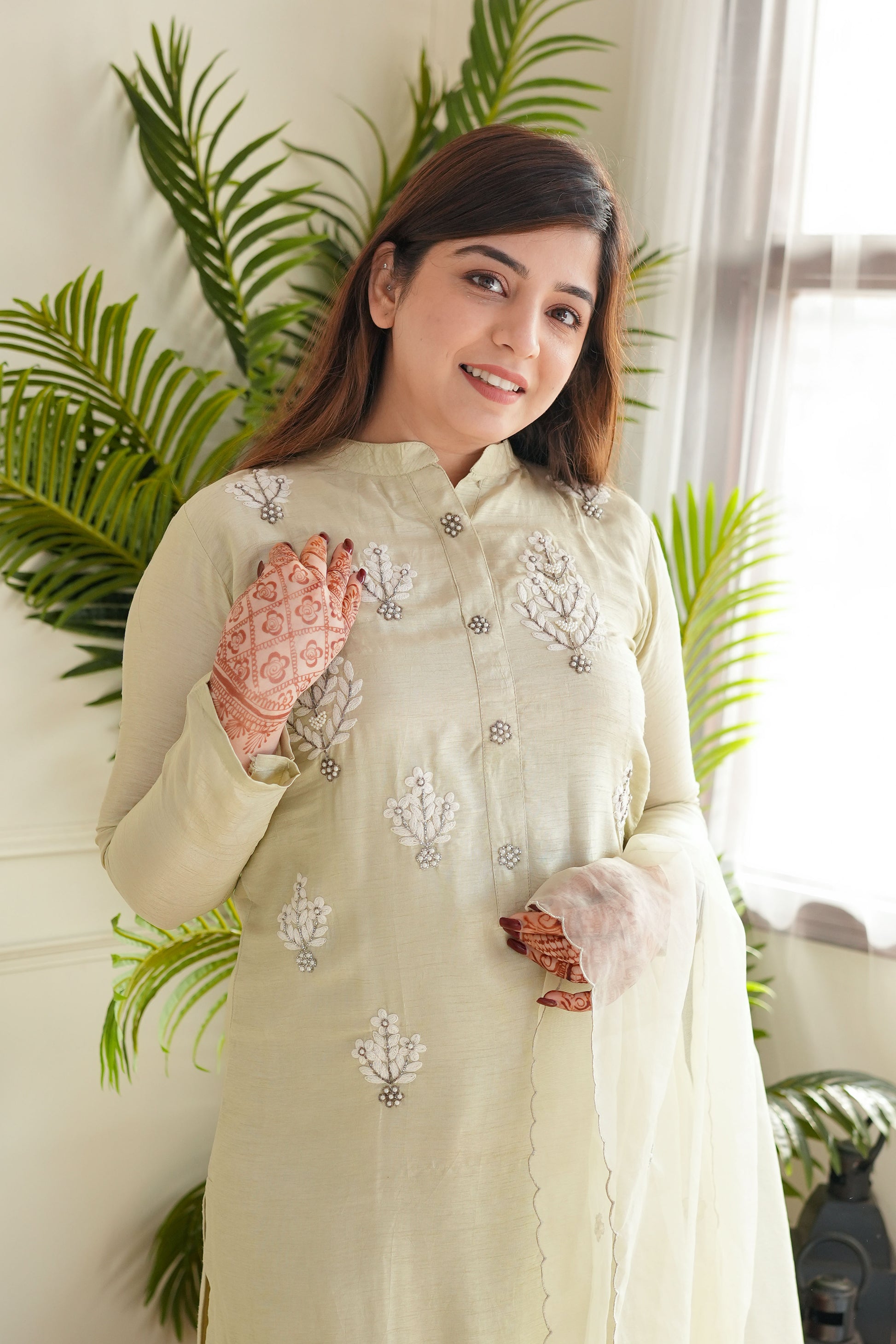 Keehat Embriodered Silk Suit Set