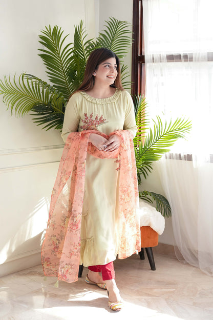 Green Embroidred Kurta With Dupatta