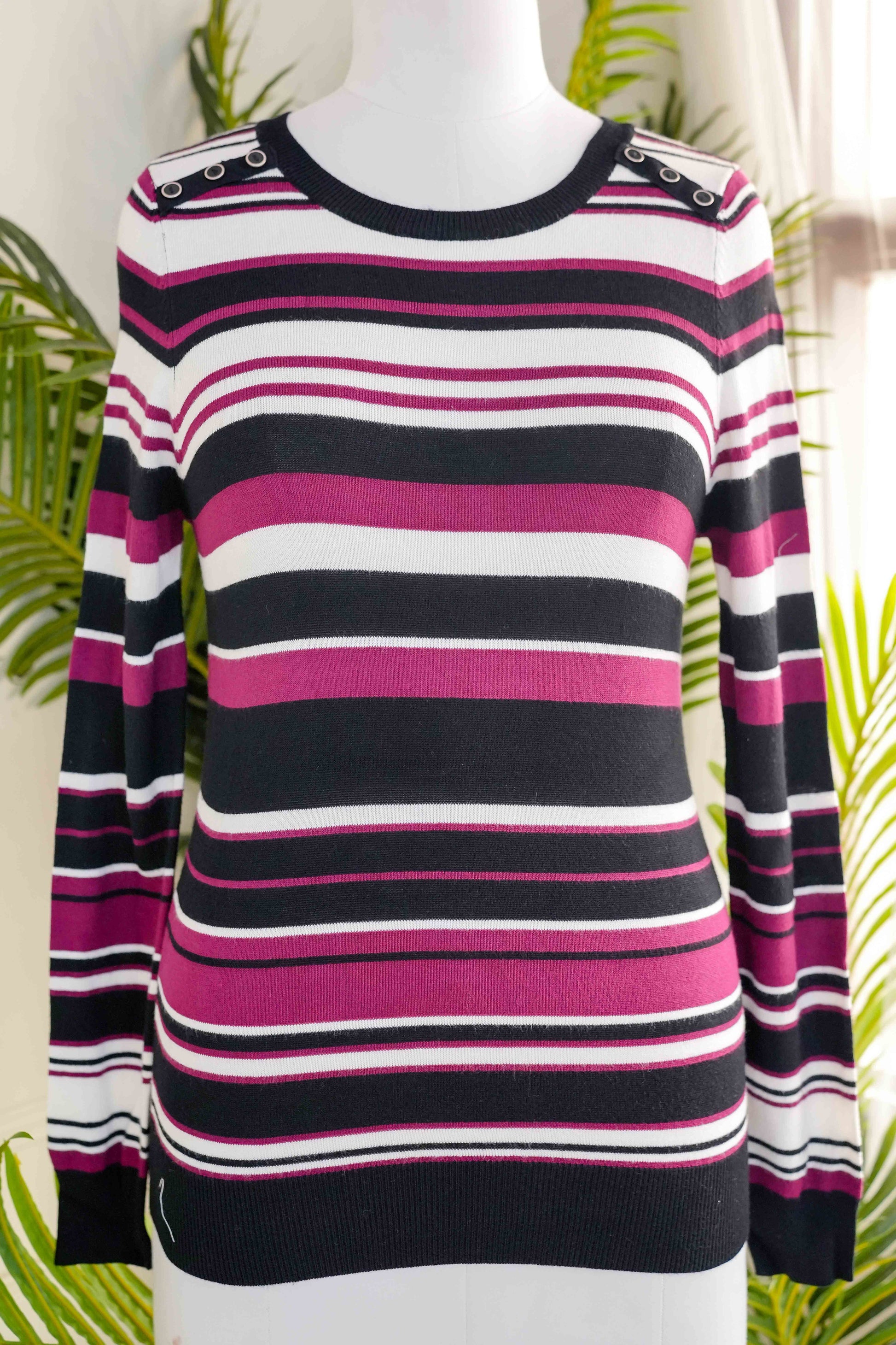 Striped Knitted Full Sleeves Sweater