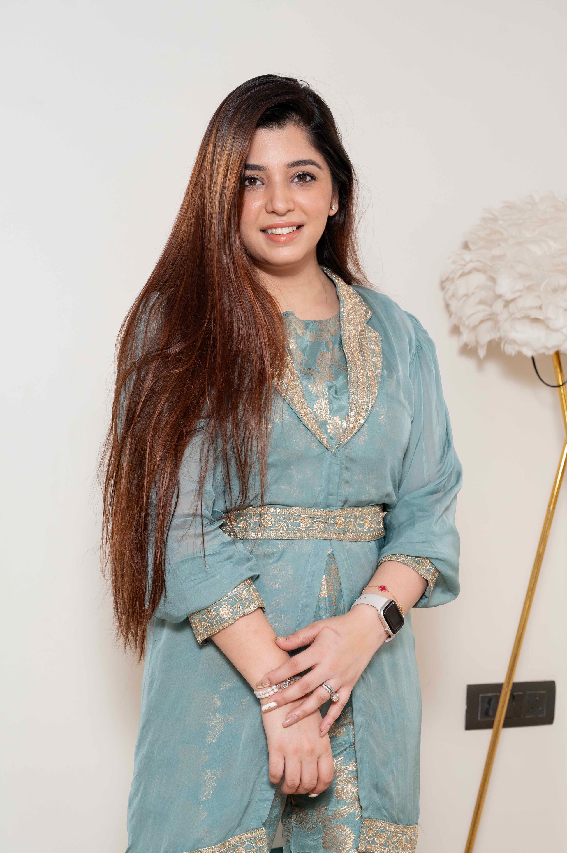 Madho Cordset With Cape And Belt