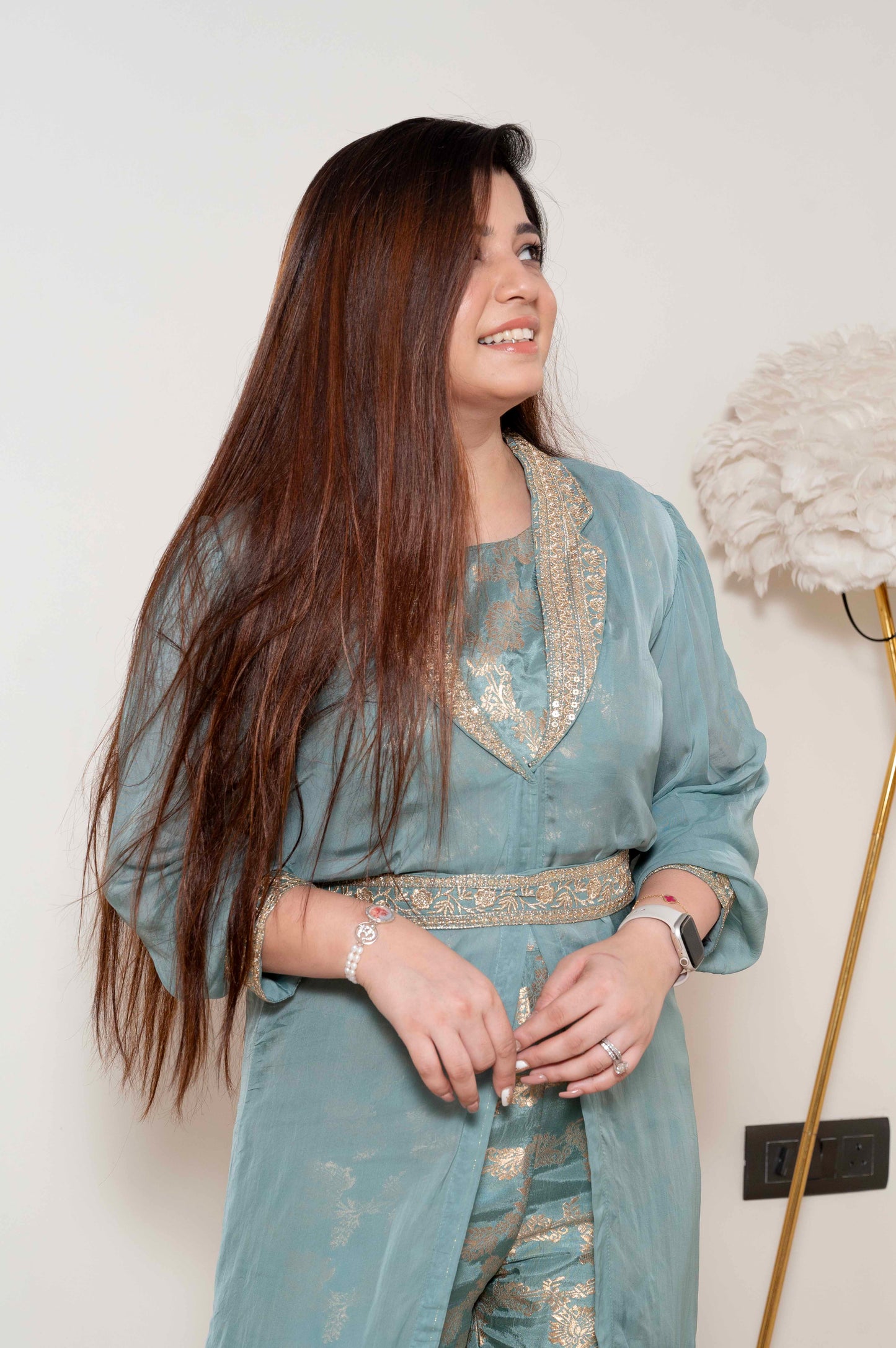 Madho Cordset With Cape And Belt