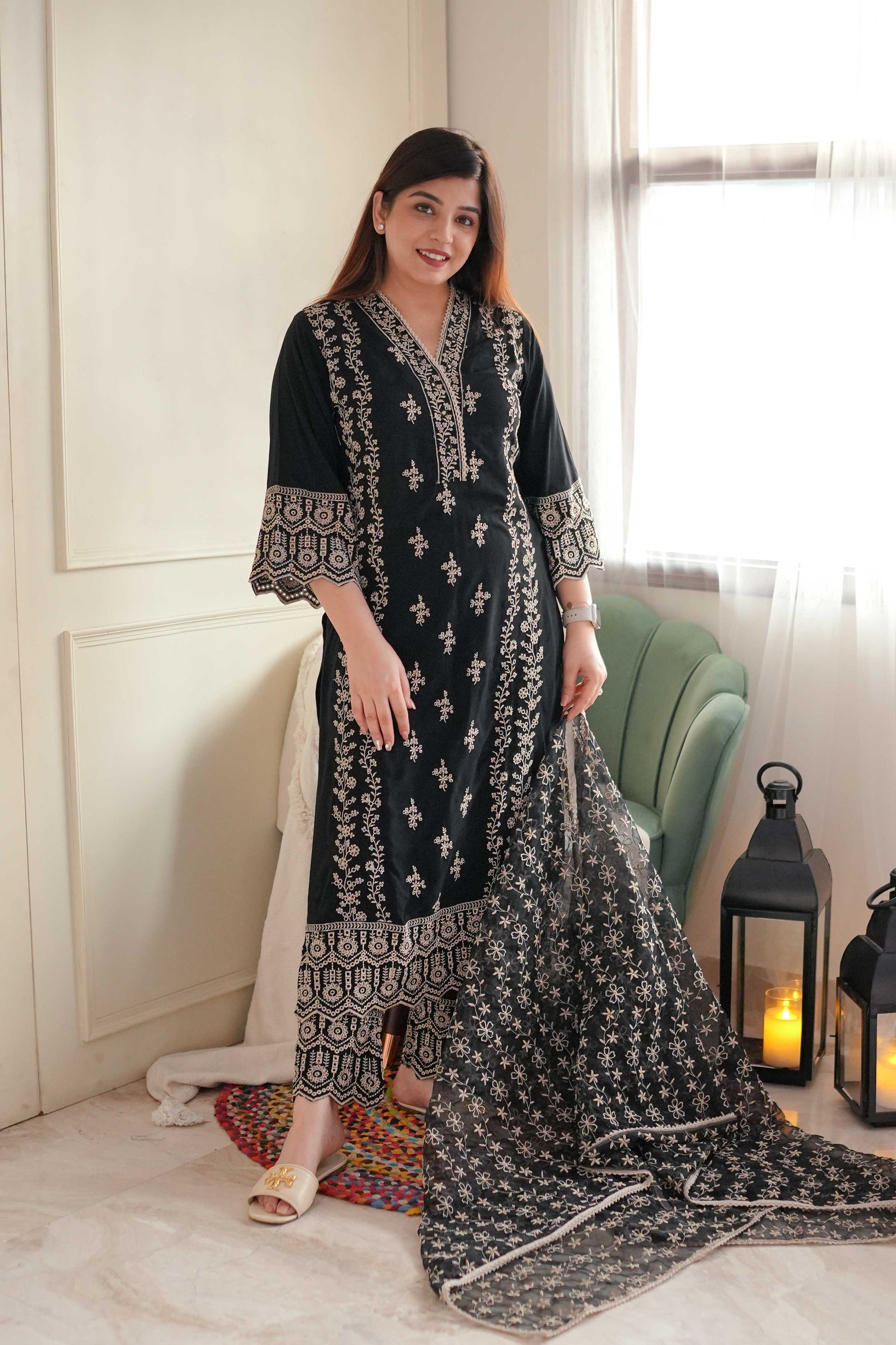 Fiza Black Embriodered Suit Set