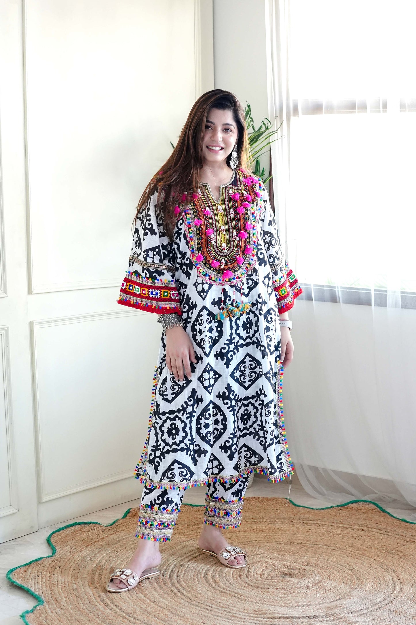 Mehran Black Printed Chogha With Pants