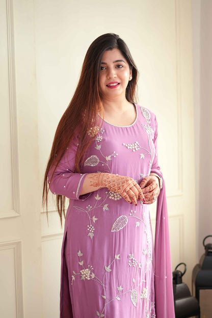 Jeenat Pink Embriodered Suit Set