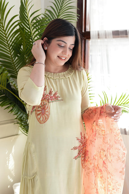 Green Embroidred Kurta With Dupatta