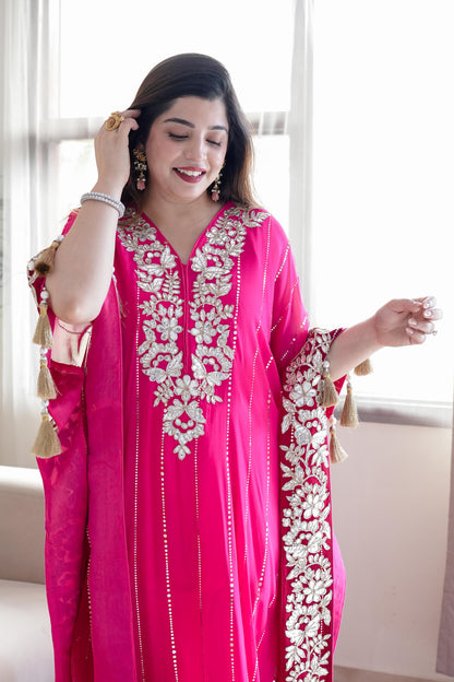 Nazma Pink Gota Detailing Kaftan Set