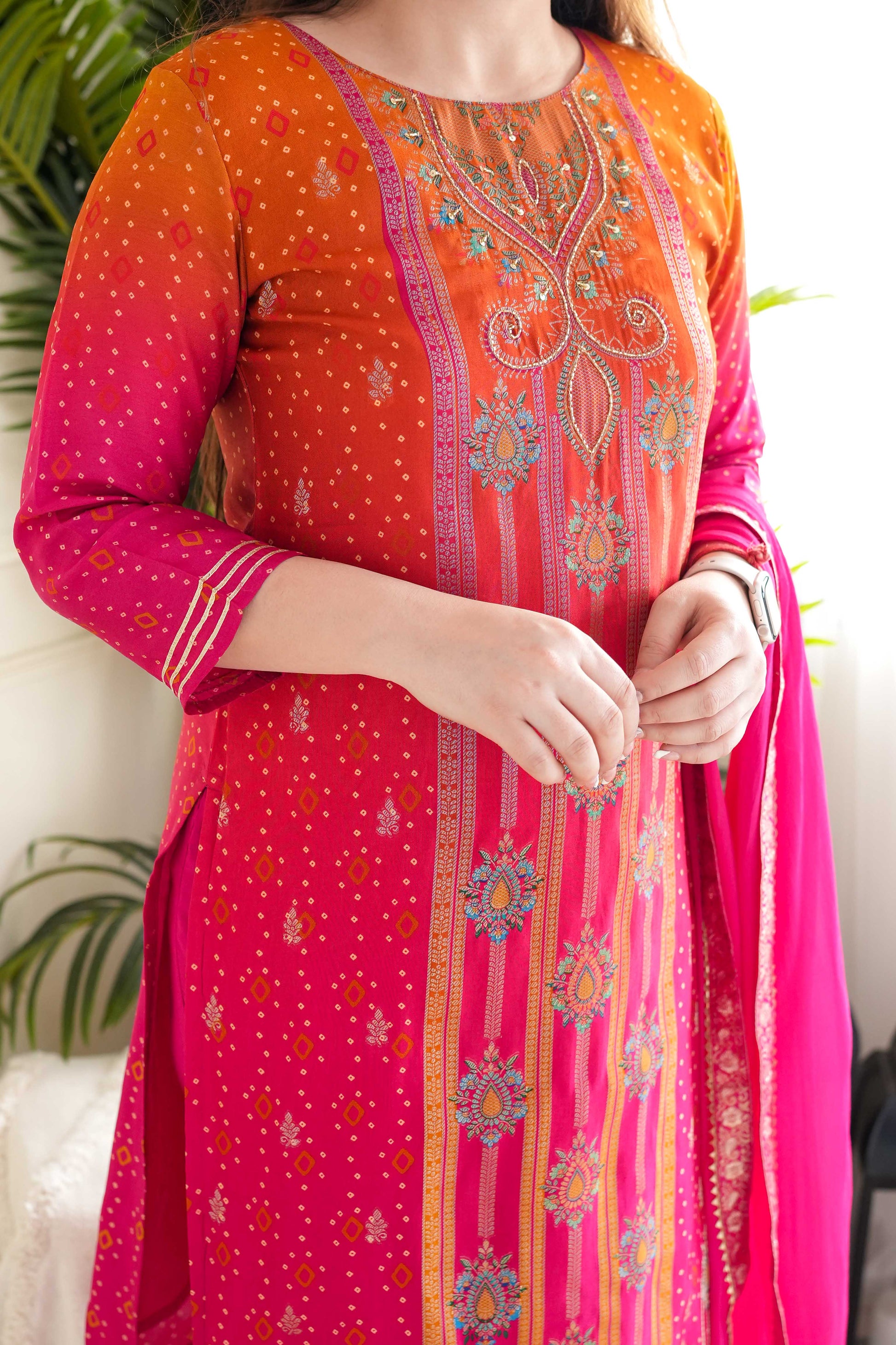Mann Embroidered Silk Suit Set