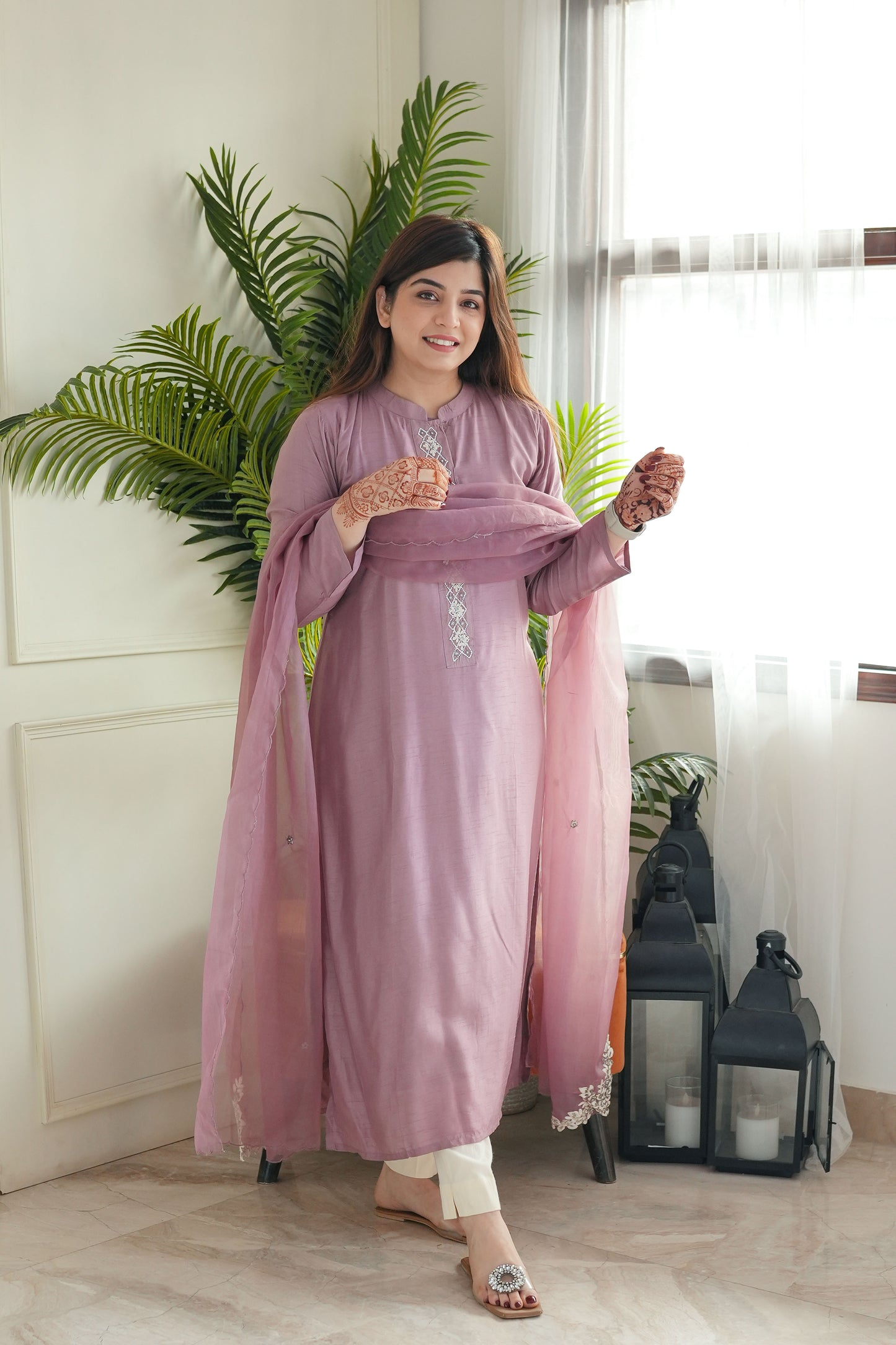 Sia Pink Kurta And Dupatta