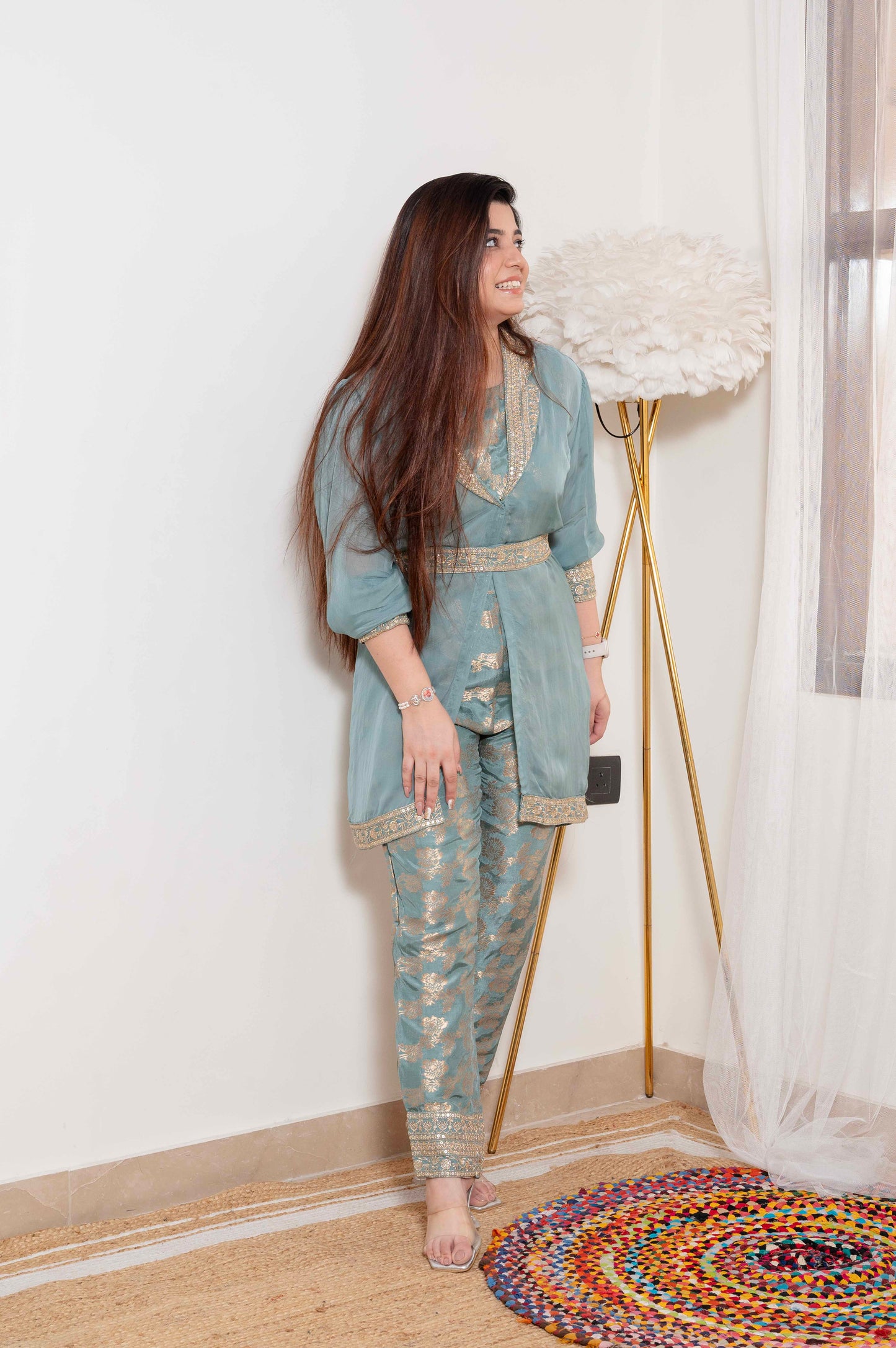 Madho Cordset With Cape And Belt